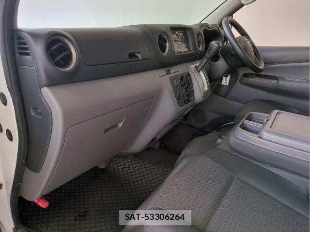 Nissan NV350 Caravan 2020-07 8485880-2