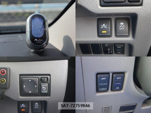 Nissan NV350 Caravan 2021-04 8526411-17