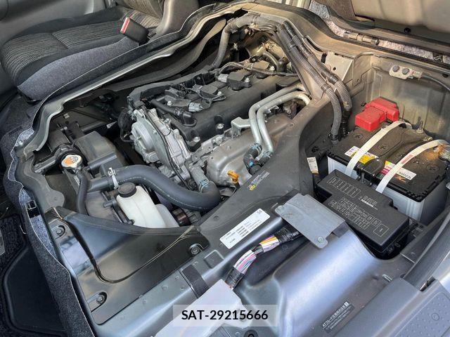 Nissan NV350 Caravan 2018-09 8563067-17