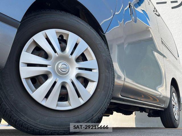 Nissan NV350 Caravan 2018-09 8563067-8