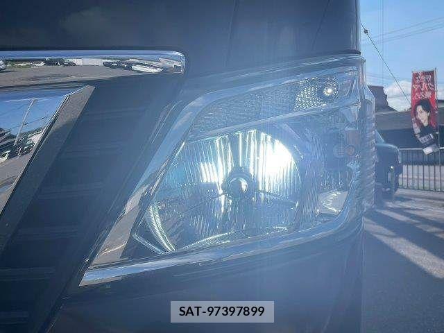 Nissan NV350 Caravan 2018-08 8563069-12