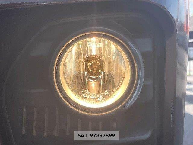 Nissan NV350 Caravan 2018-08 8563069-13
