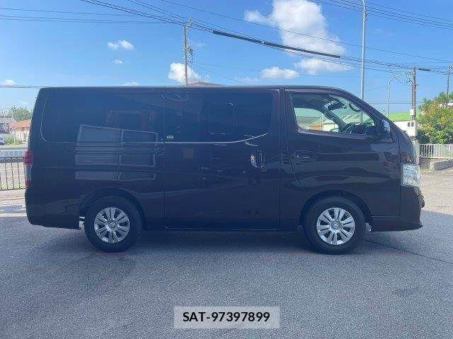 Nissan NV350 Caravan 2018-08 8563069-17