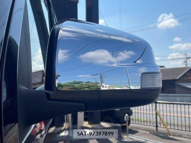 Nissan NV350 Caravan 2018-08 8563069-26