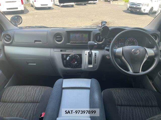 Nissan NV350 Caravan 2018-08 8563069-2