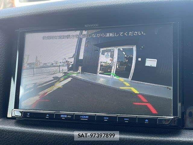 Nissan NV350 Caravan 2018-08 8563069-4