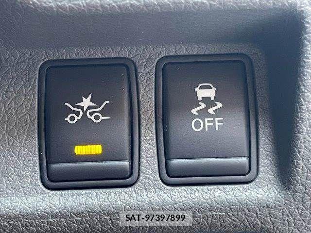Nissan NV350 Caravan 2018-08 8563069-6