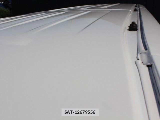 Nissan NV350 Caravan 2021-08 8563068-23