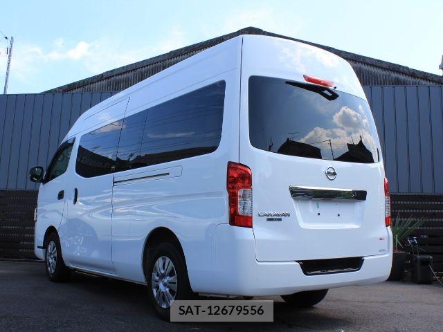 Nissan NV350 Caravan 2021-08 8563068-27