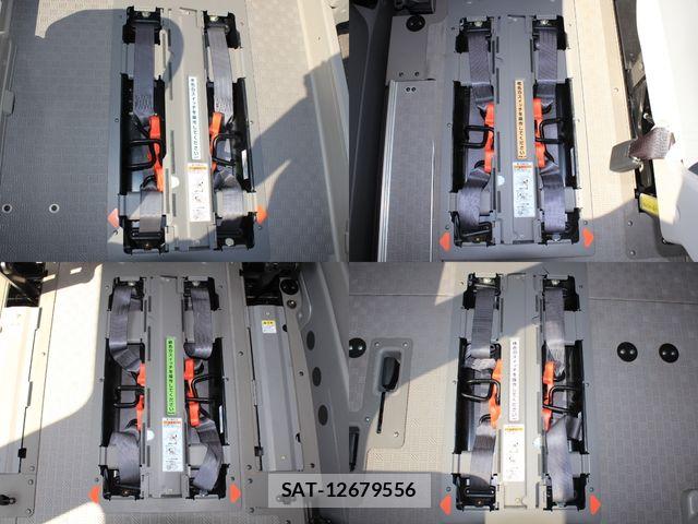 Nissan NV350 Caravan 2021-08 8563068-7