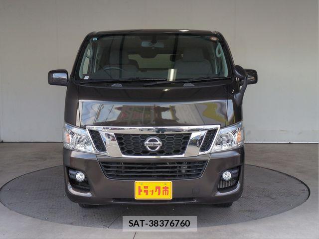 Nissan NV350 Caravan 2015-10 8563072-15