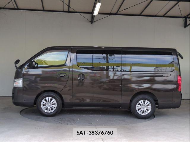 Nissan NV350 Caravan 2015-10 8563072-20