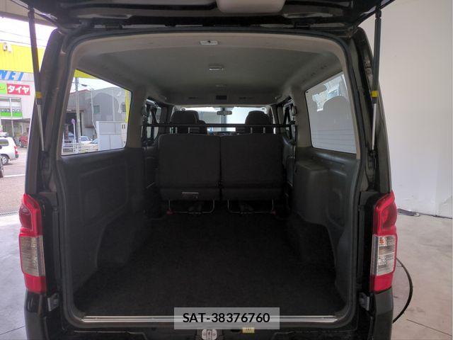 Nissan NV350 Caravan 2015-10 8563072-6