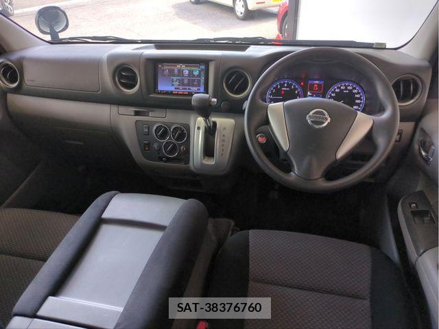 Nissan NV350 Caravan 2015-10 8563072-7
