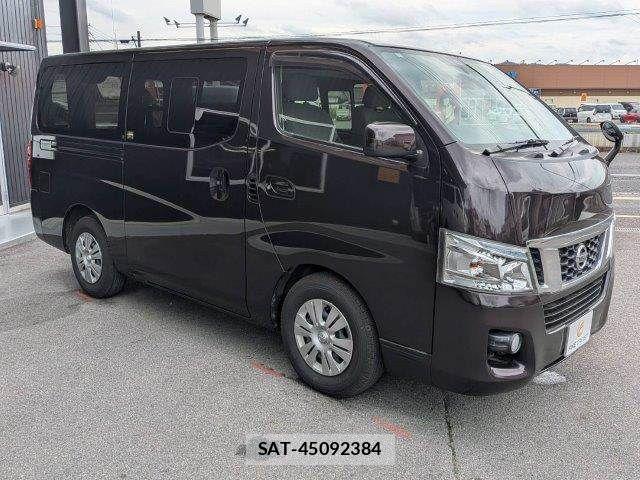 Nissan NV350 Caravan 2013-07 8628221-14