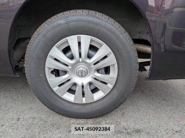 Nissan NV350 Caravan 2013-07 8628221-27