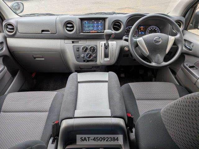 Nissan NV350 Caravan 2013-07 8628221-2
