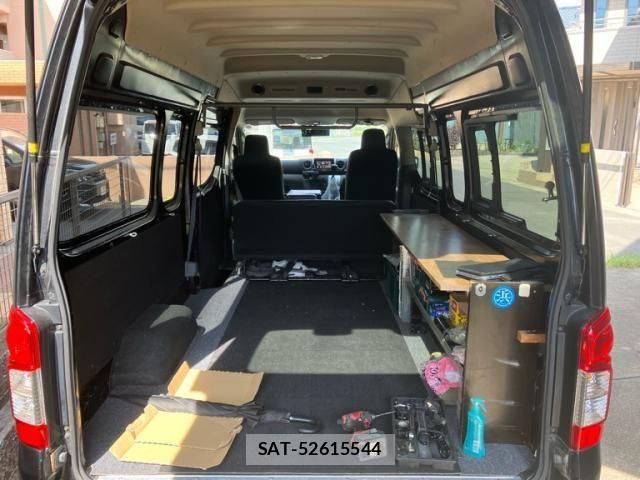 Nissan NV350 Caravan 2015-09 8628222-11