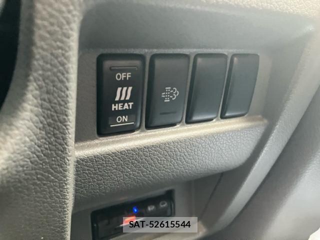 Nissan NV350 Caravan 2015-09 8628222-14