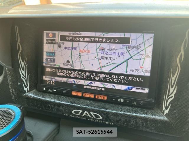 Nissan NV350 Caravan 2015-09 8628222-19