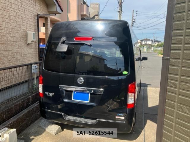 Nissan NV350 Caravan 2015-09 8628222-6