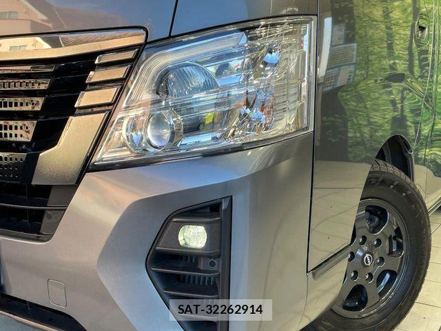 Nissan NV350 Caravan 2023-01 8628219-11
