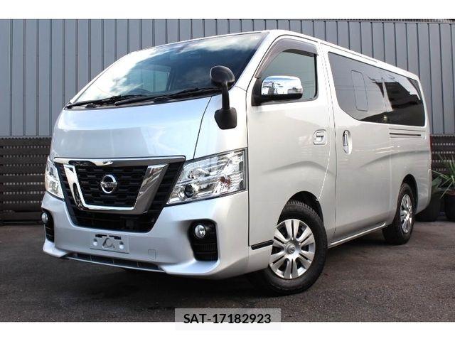 Nissan NV350 Caravan 2021-03 8628220-0
