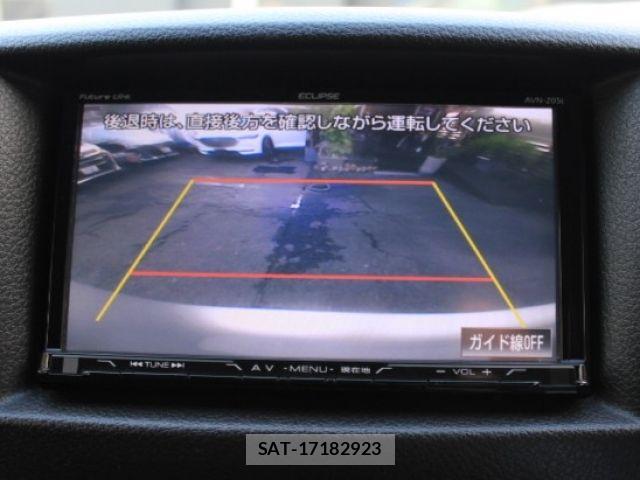 Nissan NV350 Caravan 2021-03 8628220-11
