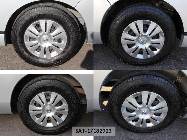Nissan NV350 Caravan 2021-03 8628220-27