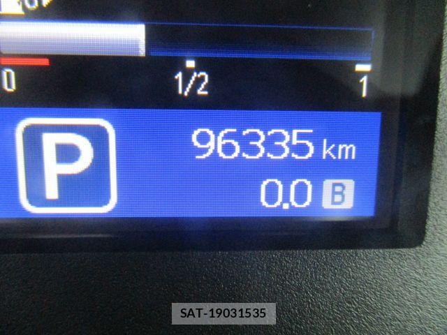 Nissan NV350 Caravan 2014-04 8666695-23