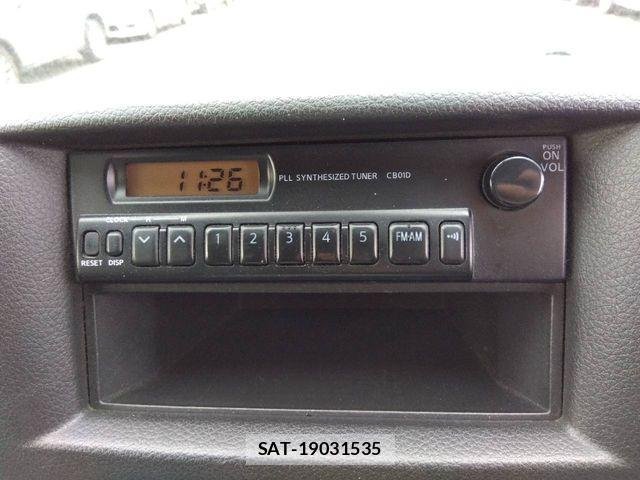 Nissan NV350 Caravan 2014-04 8666695-24