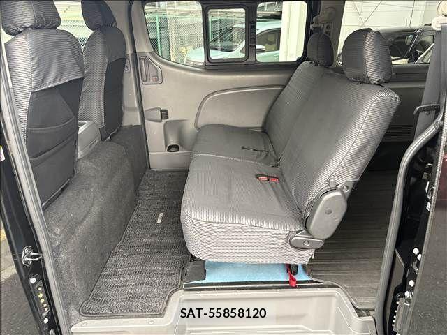 Nissan NV350 Caravan 2019-08 8666693-19