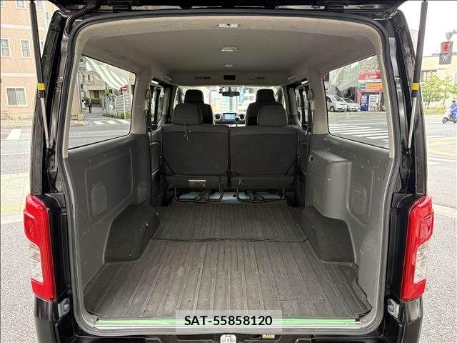 Nissan NV350 Caravan 2019-08 8666693-20