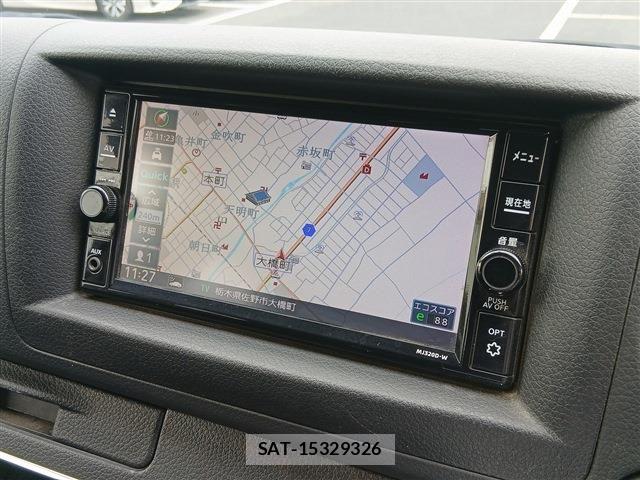 Nissan NV350 Caravan 2021-07 8660836-2