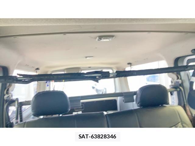 Nissan NV350 Caravan 2012-11 8660837-20