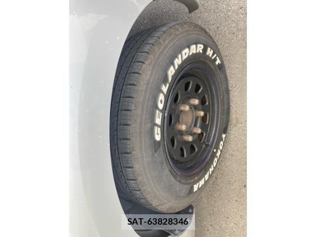 Nissan NV350 Caravan 2012-11 8660837-6