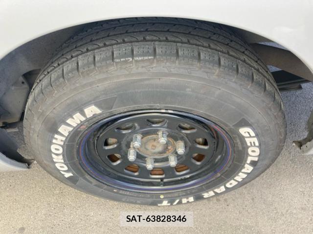Nissan NV350 Caravan 2012-11 8660837-8