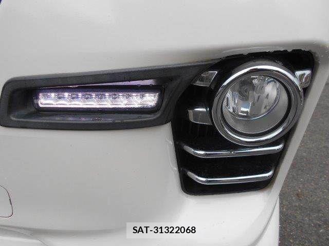 Nissan NV350 Caravan 2017-08 8660838-27