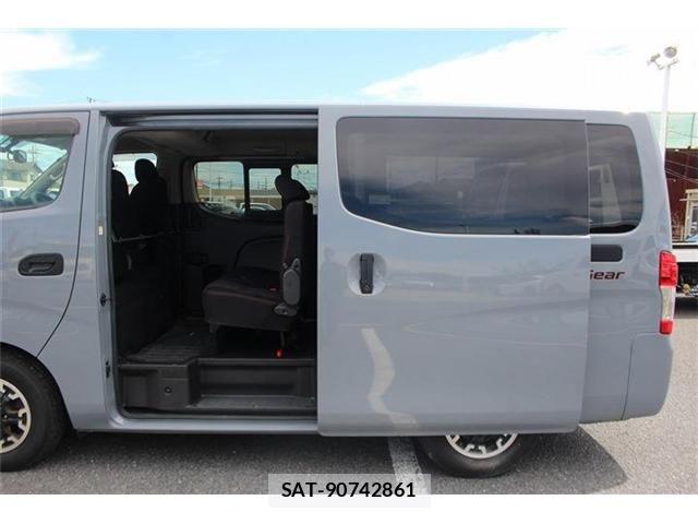Nissan NV350 Caravan 2021-05 8660834-20