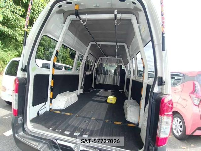 Nissan NV350 Caravan 2019-07 8656629-11