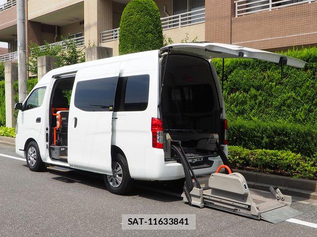 Nissan NV350 Caravan 2017-09 8660839-0