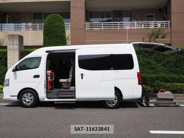 Nissan NV350 Caravan 2017-09 8660839-21