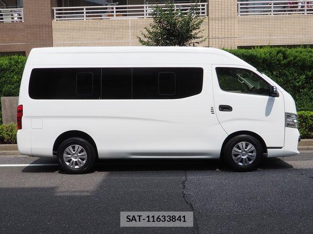 Nissan NV350 Caravan 2017-09 8660839-24