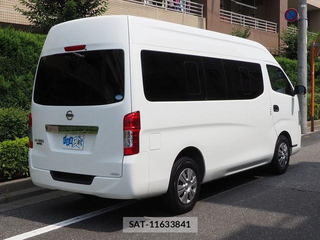 Nissan NV350 Caravan 2017-09 8660839-25
