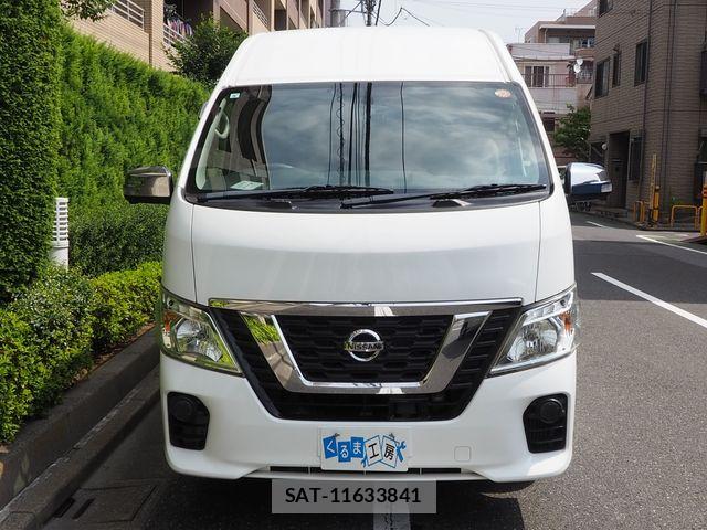 Nissan NV350 Caravan 2017-09 8660839-26