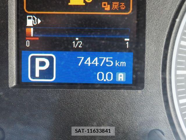 Nissan NV350 Caravan 2017-09 8660839-2