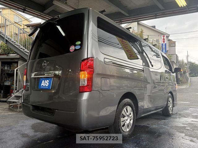 Nissan NV350 Caravan 2018-02 8686225-9