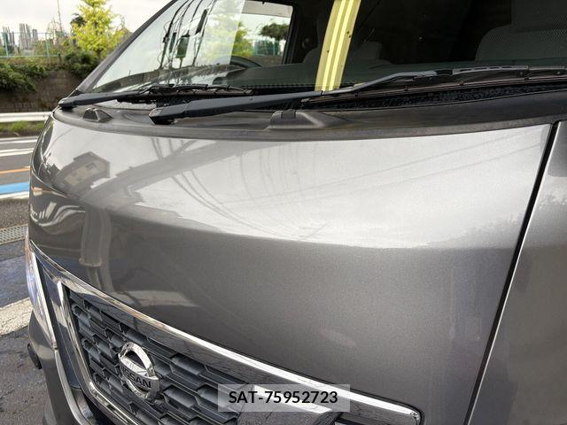 Nissan NV350 Caravan 2018-02 8686225-23
