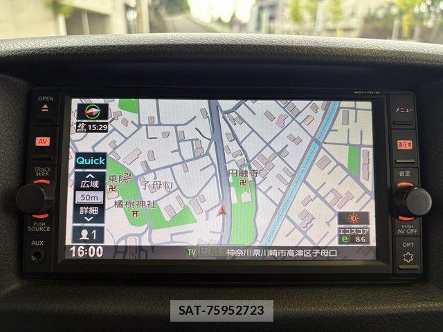 Nissan NV350 Caravan 2018-02 8686225-4