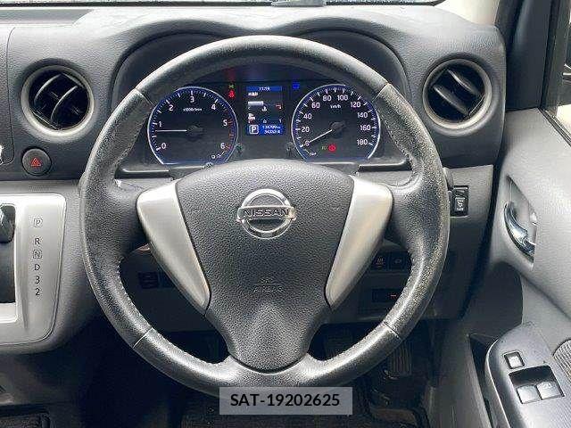 Nissan NV350 Caravan 2012-12 8744985-10